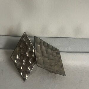 Vintage Marino Silver Hammered Diamond chip on  Earrings